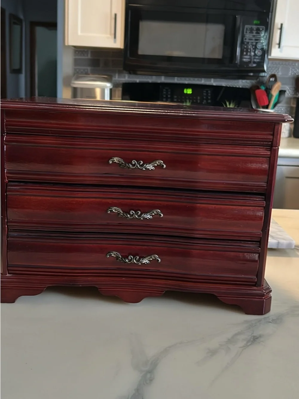 N/A elegant cherry